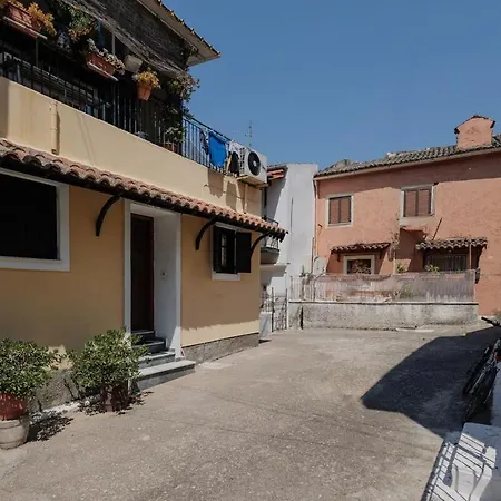 Porto Corfu Apt! Daire *